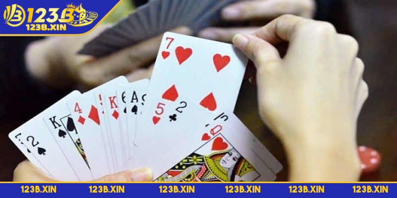 Tiến Lên Miền Bắc Tại Km Gaming – Luật & Tips Cực Chuẩn - tien len mien bac tai km gaming luat tips nhung meo hay Tiến lên miền Bắc tại KM Gaming – luật & tips và những mẹo hay