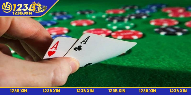 V8 Game Bài Xì Dách – Luật Chơi Và Mẹo Cược Hiệu Quả - v8 game bai xi dach luat choi va meo cuoc tinh nang noi bat Tính năng nổi bật khi chơi xì dách trên V8